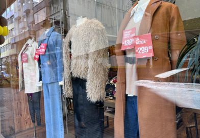 Moda que aquece: vitrines fervem no inverno petropolitano