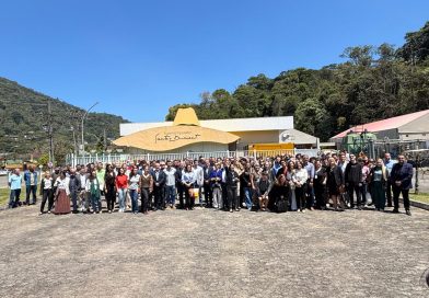 Petrópolis 2030: tecnologia como bandeira no ato em defesa do novo supercomputador no LNCC